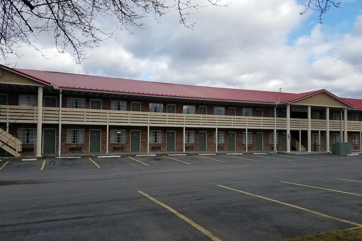 Hotel 2 of 35
