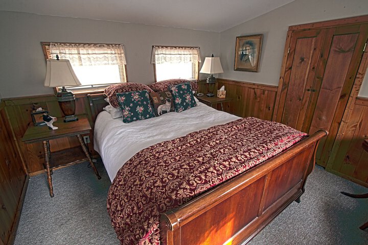Room 113 of 200