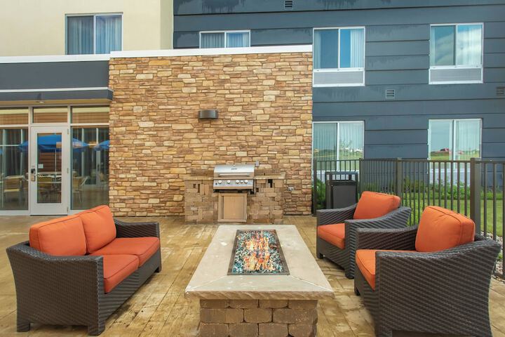 Fairfield Inn & Suites Jamestown