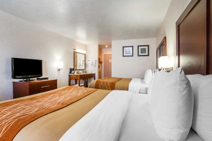 Room 7 of 26
