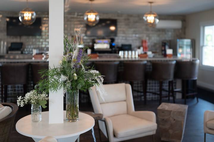 Pelham House Resort