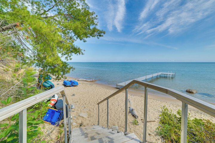 Waterfront Cheboygan Home w / Fire Pit