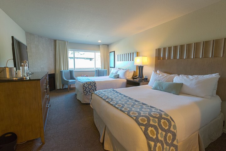 Room 14 of 36
