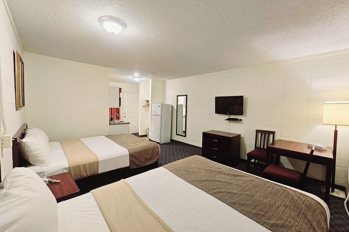 Room 33 of 44