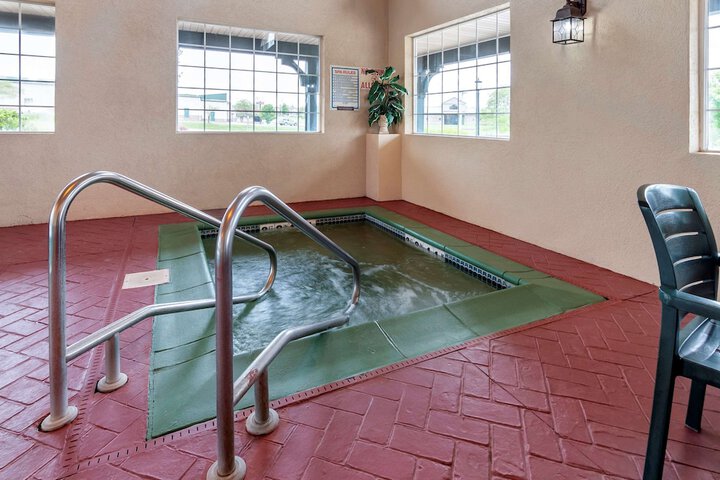Pool 5 of 61