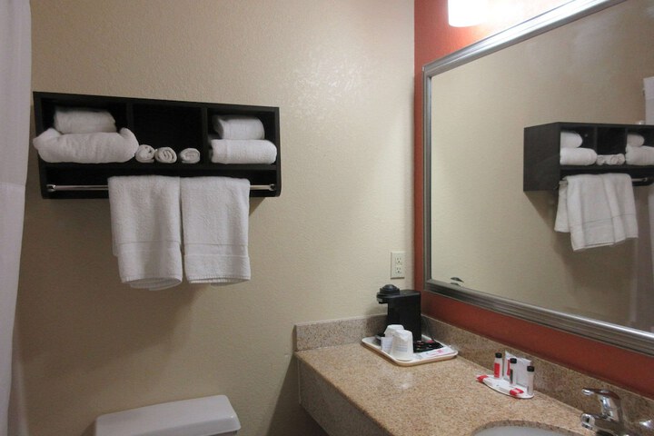 Room 5 of 21