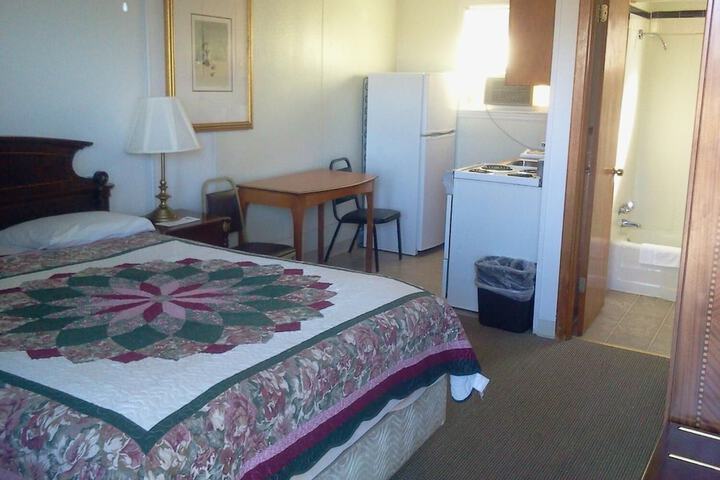 Room 24 of 36
