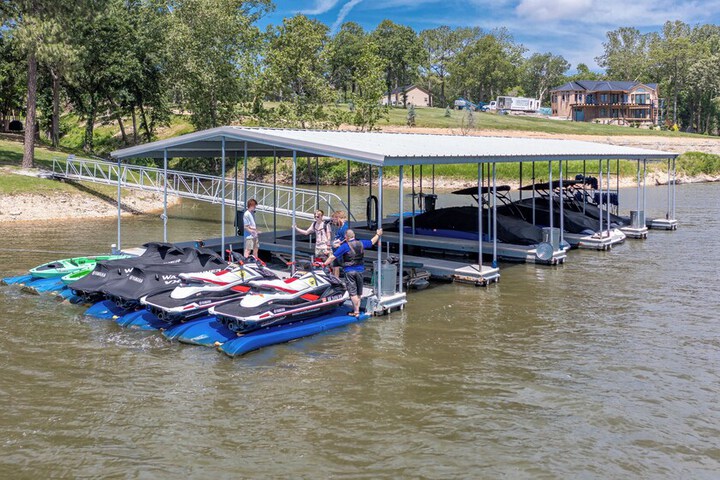 Candlewyck Cove Resort