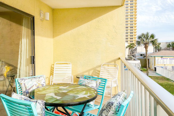 Terrace/Patio 96 of 102