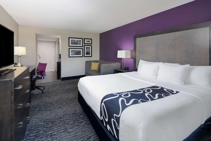 Room 20 of 29