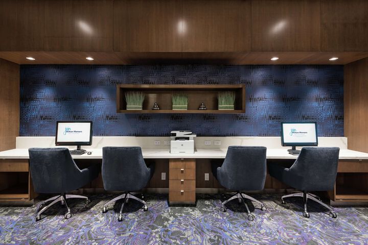 Business Center 63 of 64