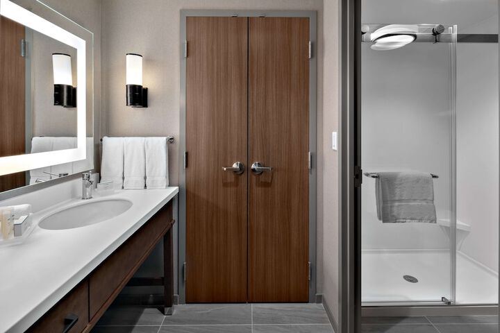 Room 19 of 36
