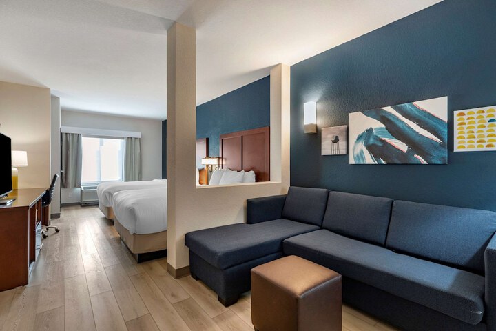 Room 16 of 31