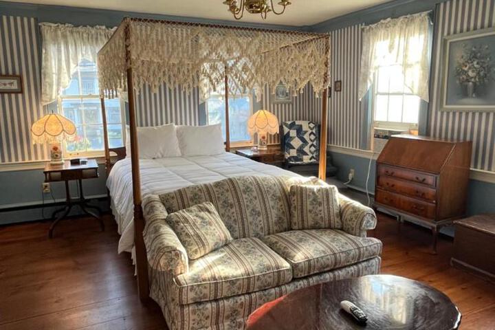 Chester Inn