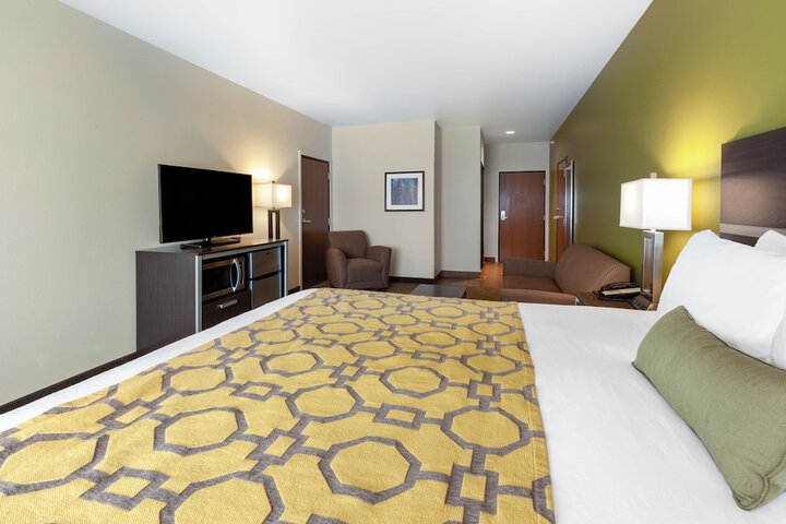 Room 9 of 31