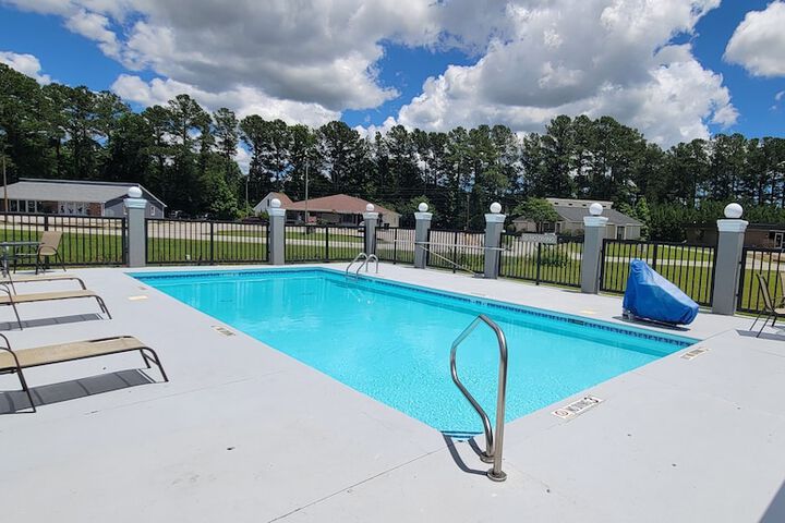 Pool 3 of 14