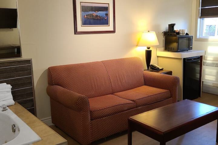 Room 25 of 87