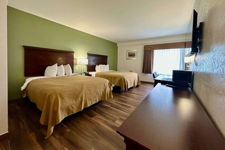 Room 22 of 36