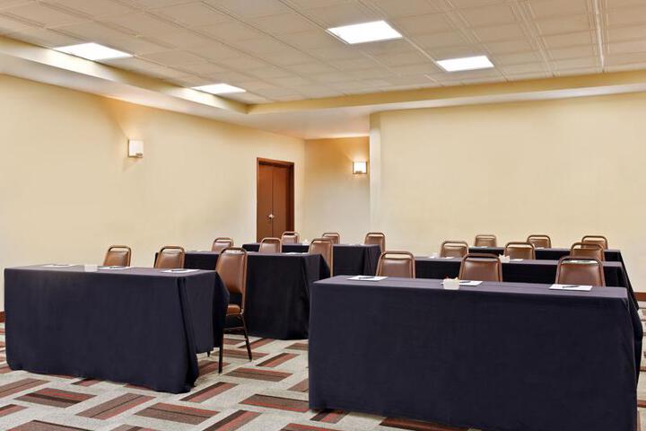 FOUR POINTS BY SHERATON COLLEGE STATION