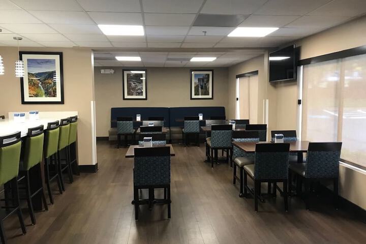 Comfort Suites Northside Hospital Gwinnett