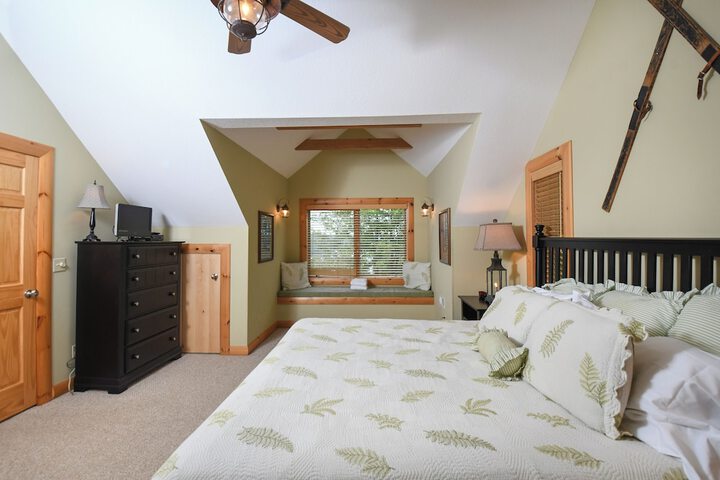 Highlands Heaven by Taylor Made Deep Creek