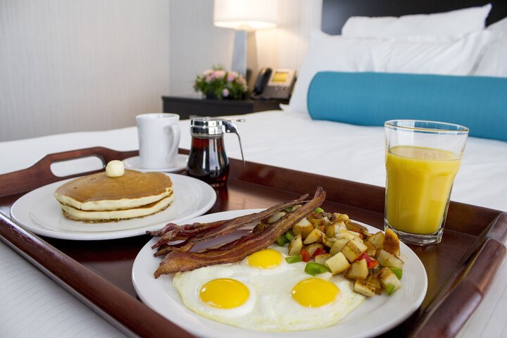 Breakfast/Coffee Service 55 of 61