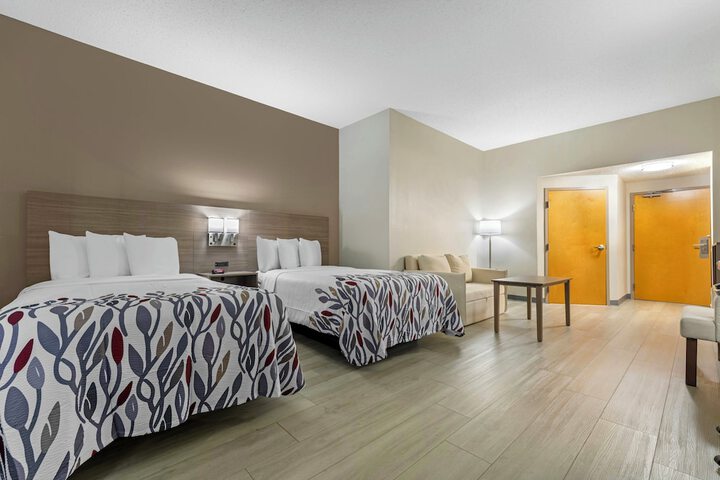 Red Roof Inn & Suites Philadelphia - Bellmawr