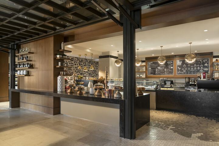Breakfast/Coffee Service 119 of 171