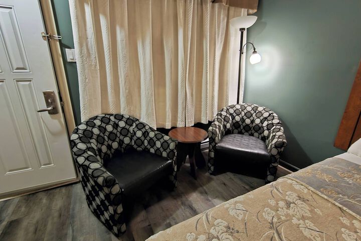 Room 36 of 84