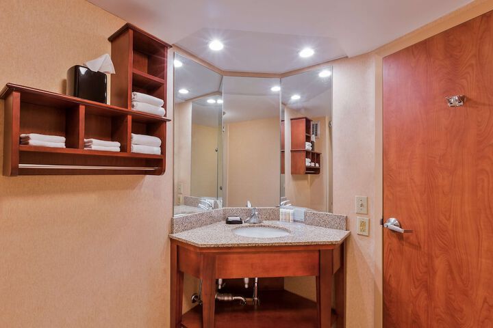Room 30 of 55