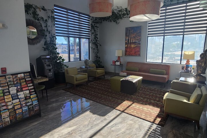 Hotel Interior 19 of 143