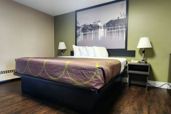 Room 15 of 31