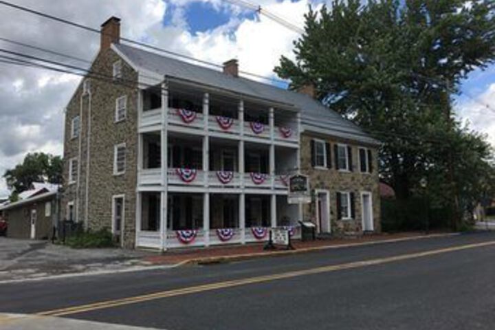 The Historic Fairfield Inn