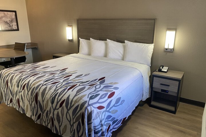Red Roof Inn Jacksonville AL
