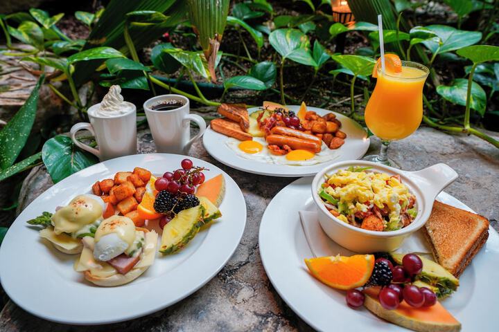 Breakfast/Coffee Service 113 of 132