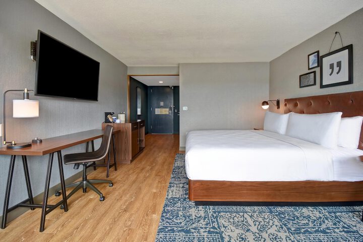 Room 46 of 67