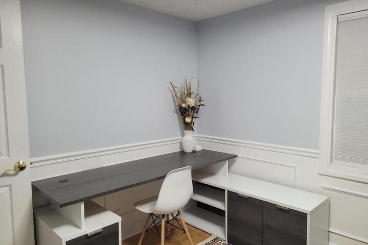 Cozy house close to downtown Danvers