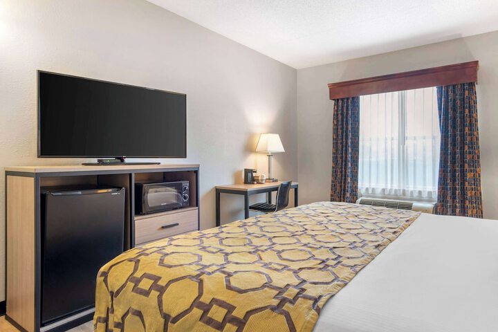 Room 46 of 51