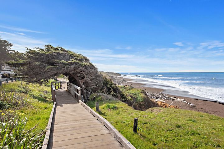 The Morgan San Simeon - Cambria by Hearst Castle