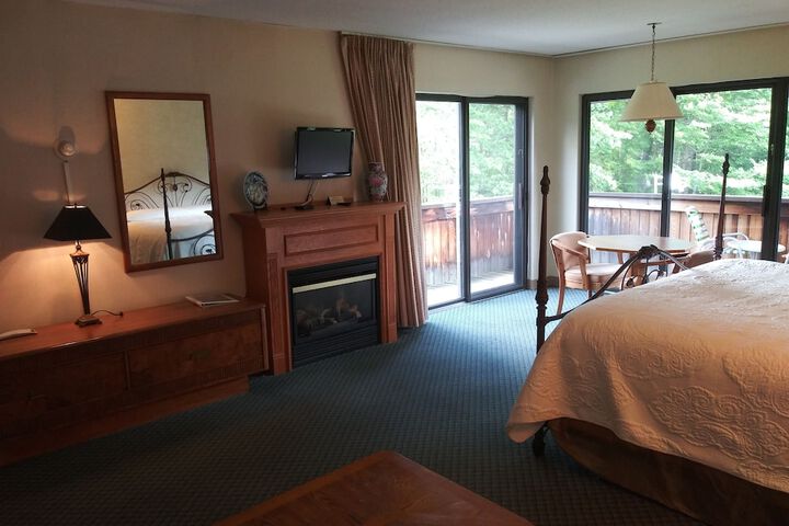 Room 17 of 43