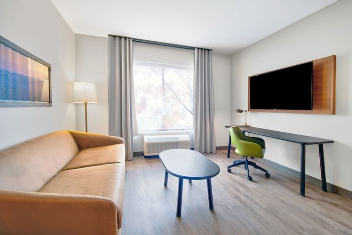 Room 22 of 30