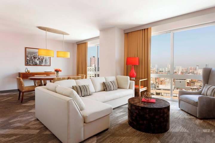 Room 41 of 63