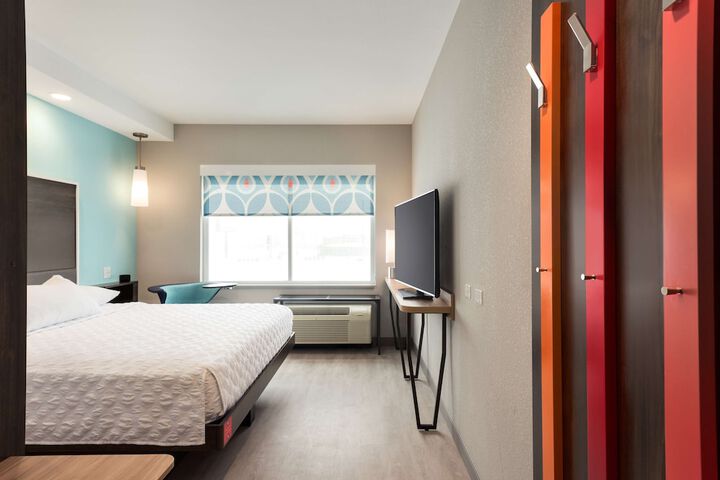 Room 18 of 34
