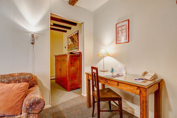 Room 25 of 67