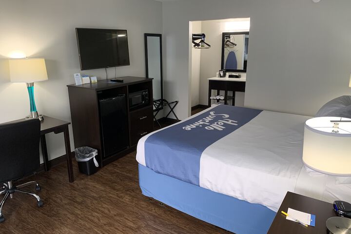 Days Inn by Wyndham Goldsboro