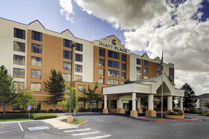 Hotel 4 of 41