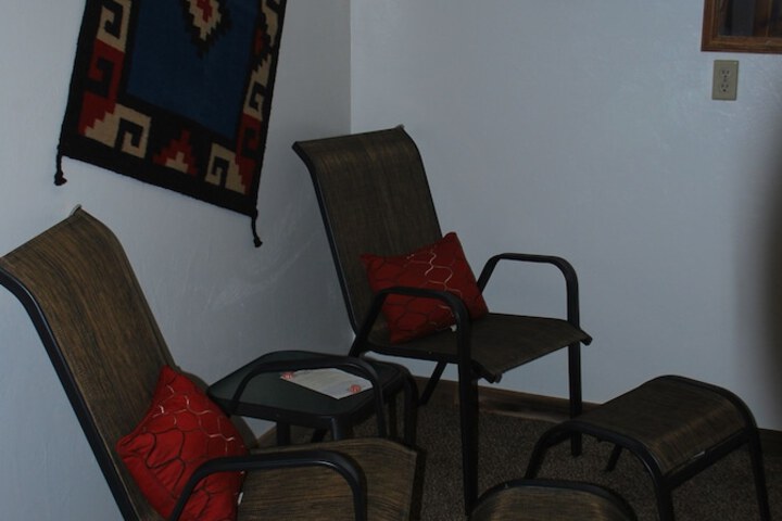 Room 81 of 128