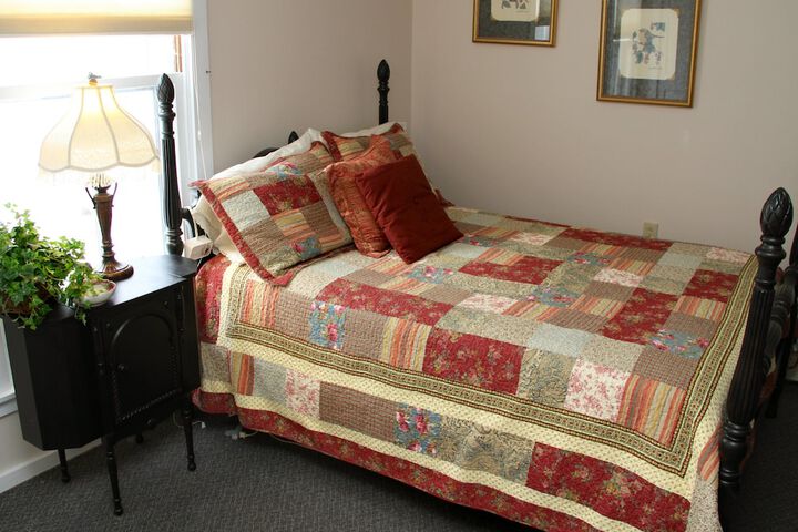 Room 40 of 85