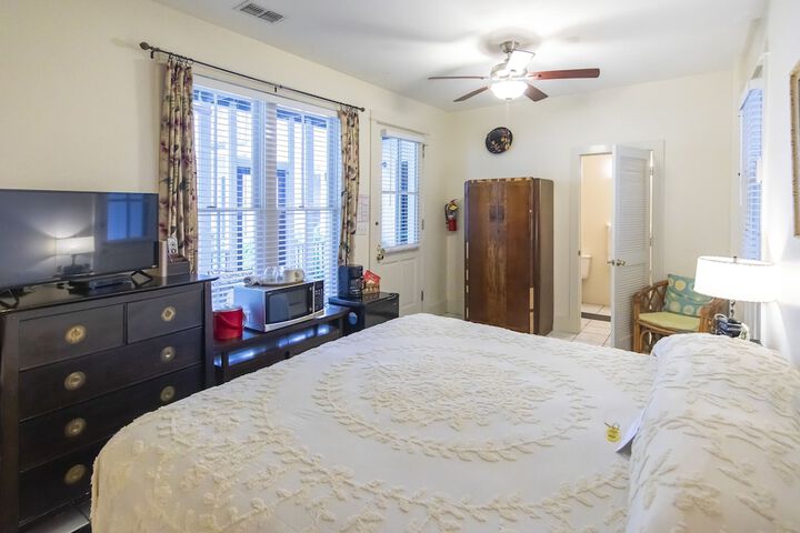 Room 70 of 169