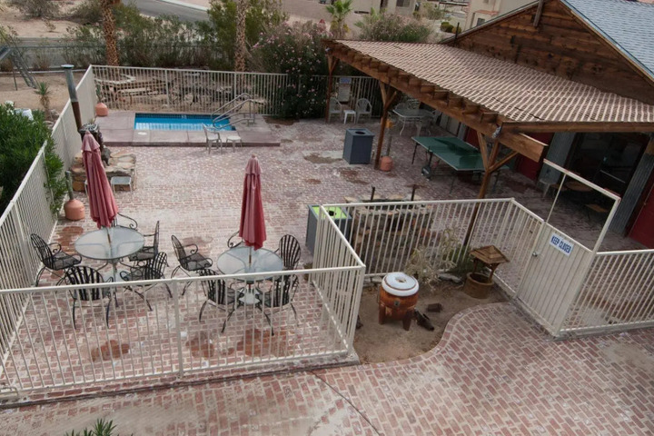 SUNNYVALE GARDEN SUITES HOTEL 29 PALMS A